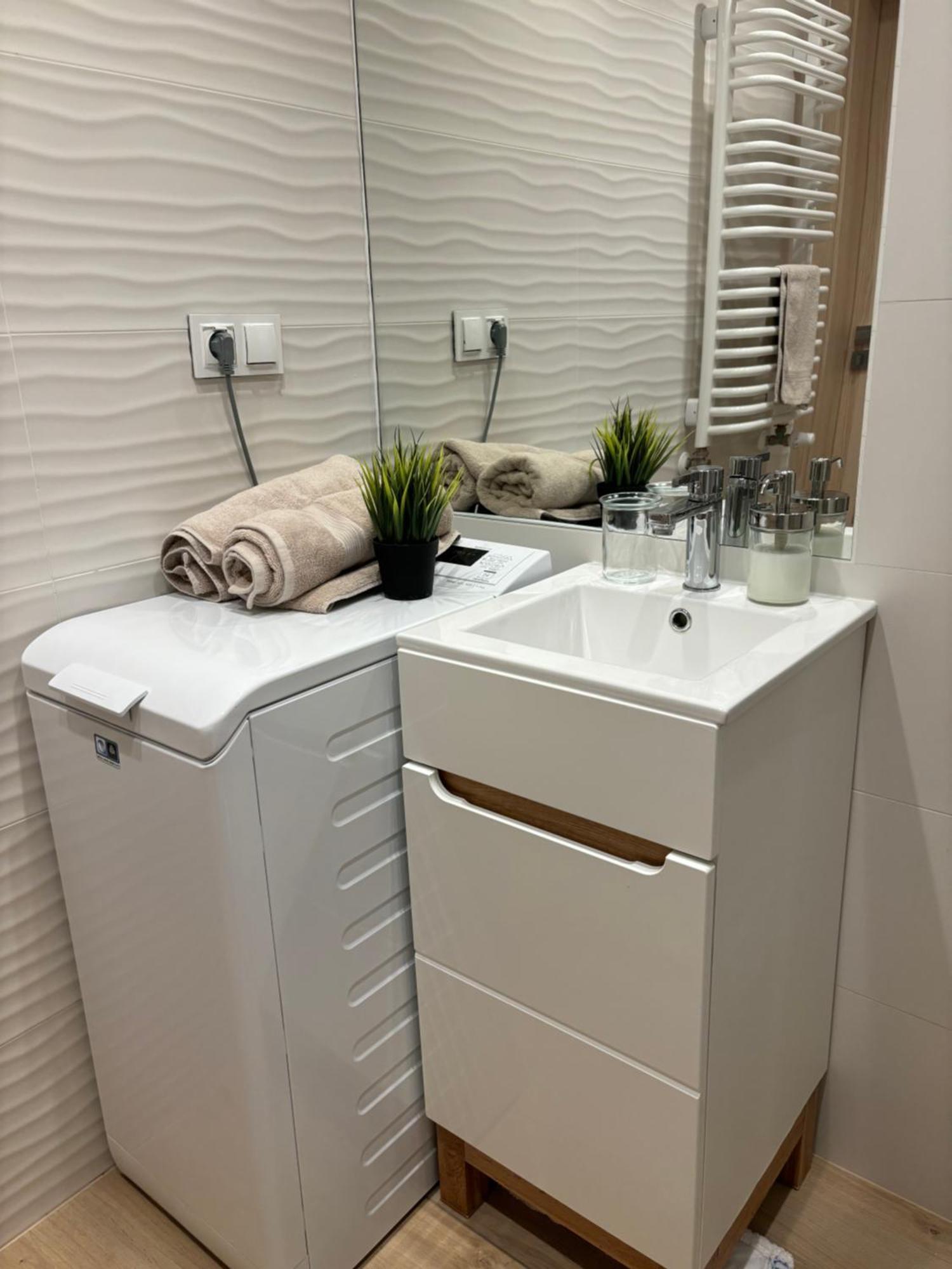 Chopin Park Lux Apartment, Self Check-In 24H, Free Parking, Air-Conditioning Poznan Bilik gambar